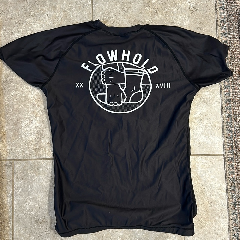 Flowhold BJJ Rash Guard. M.